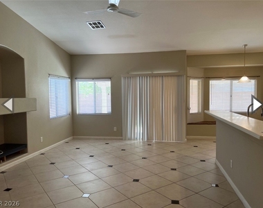 1158 Mirage Lake Street - Photo Thumbnail 4
