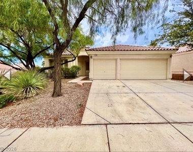 1158 Mirage Lake Street - Photo Thumbnail 1