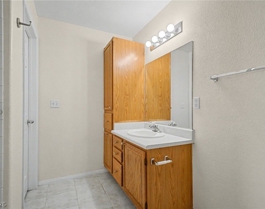 381 Manti Place - Photo Thumbnail 19