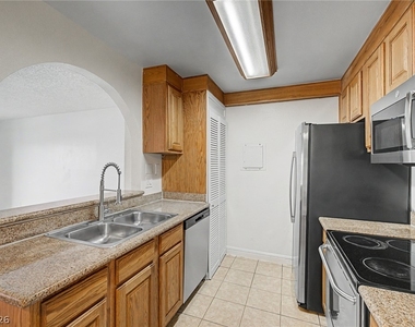 1515 Reno Avenue - Photo Thumbnail 14