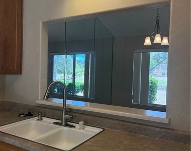 2425 Showcase Drive - Photo Thumbnail 16