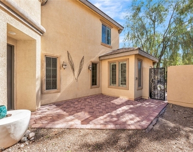 8221 Swallow Falls Street - Photo Thumbnail 4