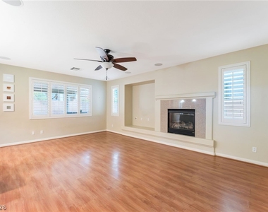 8221 Swallow Falls Street - Photo Thumbnail 12