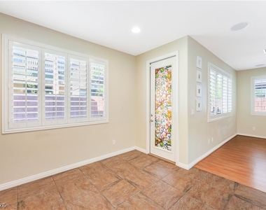 8221 Swallow Falls Street - Photo Thumbnail 16