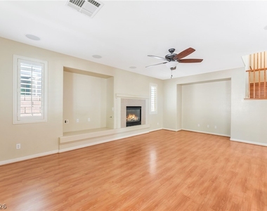 8221 Swallow Falls Street - Photo Thumbnail 14