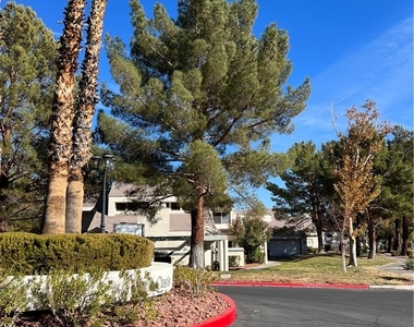 2752 Lodestone Drive - Photo Thumbnail 3