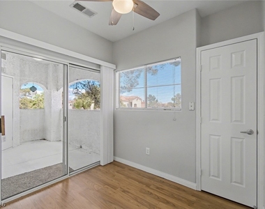 517 Indian Princess Drive - Photo Thumbnail 7