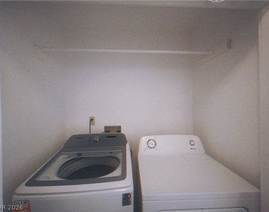 6250 W Flamingo Road - Photo Thumbnail 11