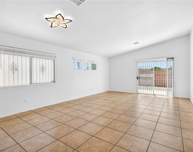 5683 Halvern Avenue - Photo Thumbnail 2