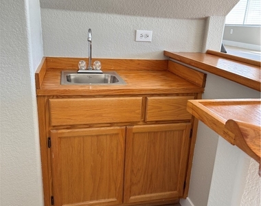 7409 Bush Garden Avenue - Photo Thumbnail 18