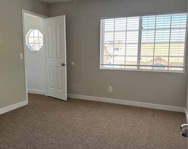 7409 Bush Garden Avenue - Photo Thumbnail 37