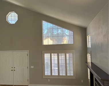 7409 Bush Garden Avenue - Photo Thumbnail 3