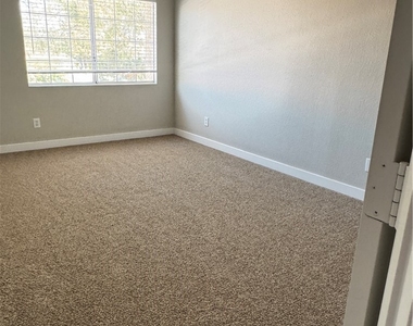 7409 Bush Garden Avenue - Photo Thumbnail 35