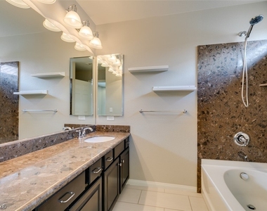 4586 W Camero Avenue - Photo Thumbnail 34