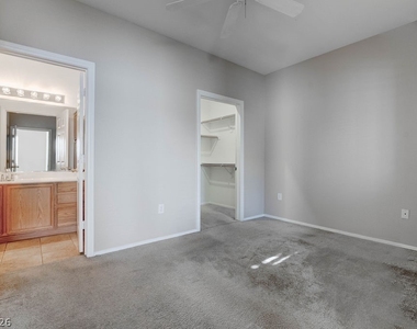 4655 Gold Dust Avenue - Photo Thumbnail 18