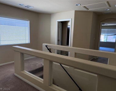 6083 Crown Palms Avenue - Photo Thumbnail 9
