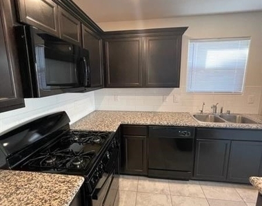 6290 Whippet Avenue - Photo Thumbnail 17