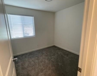 6290 Whippet Avenue - Photo Thumbnail 3