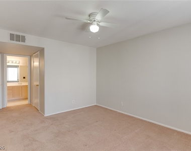 5150 Mandalay Springs Drive - Photo Thumbnail 10