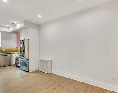 121 Madison Avenue - Photo Thumbnail 2