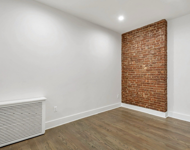 121 Madison Avenue - Photo Thumbnail 3
