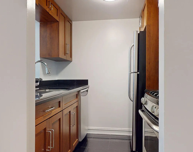 1 Astor Place - Photo Thumbnail 8