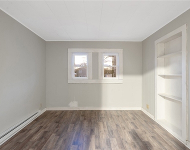 95 Ontario Street - Photo Thumbnail 7