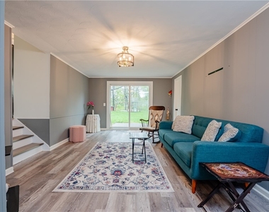 132 Kirk Road - Photo Thumbnail 17