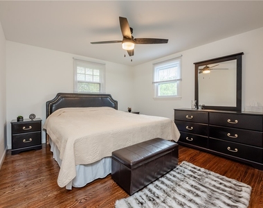 132 Kirk Road - Photo Thumbnail 11