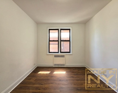66-20 Wetherole St - Photo Thumbnail 10
