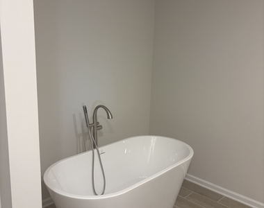 11522 Kimberly Way - Photo Thumbnail 8