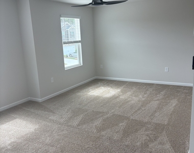 11522 Kimberly Way - Photo Thumbnail 4