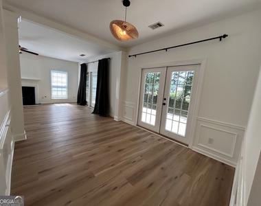 665 Arncliffe Court - Photo Thumbnail 8