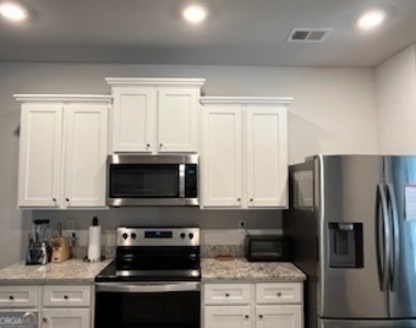 4353 Smithgall Court - Photo Thumbnail 3