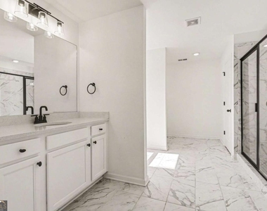 5510 Bower Place - Photo Thumbnail 19