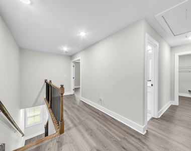 717 Scales Street - Photo Thumbnail 7
