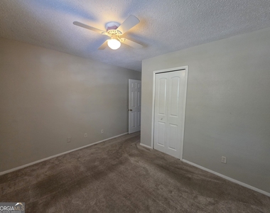 4701 Flat Shoals Road - Photo Thumbnail 9