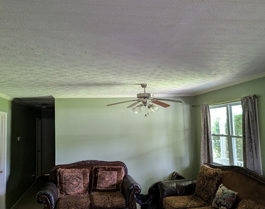 1031 Rock Springs Road - Photo Thumbnail 8