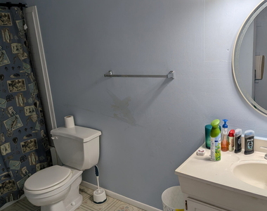 1031 Rock Springs Road - Photo Thumbnail 9