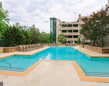3040 Peachtree Road - Photo Thumbnail 30