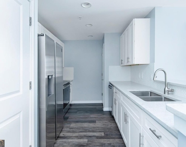 3040 Peachtree Road - Photo Thumbnail 8