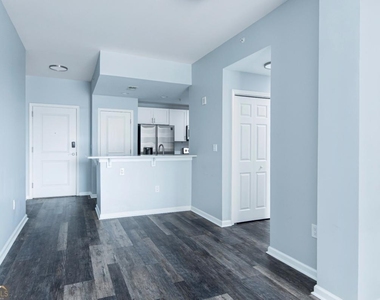 3040 Peachtree Road - Photo Thumbnail 6
