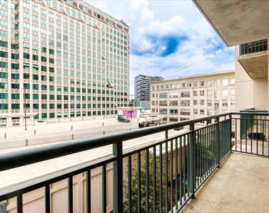 3040 Peachtree Road - Photo Thumbnail 17