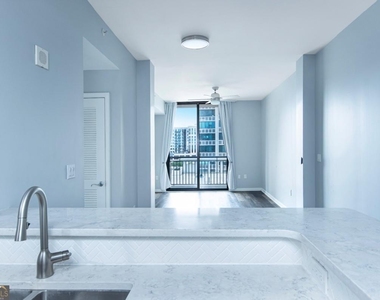 3040 Peachtree Road - Photo Thumbnail 5