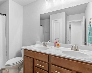 307 Ernest Avenue - Photo Thumbnail 33