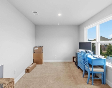 307 Ernest Avenue - Photo Thumbnail 30