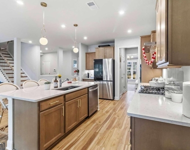 307 Ernest Avenue - Photo Thumbnail 14