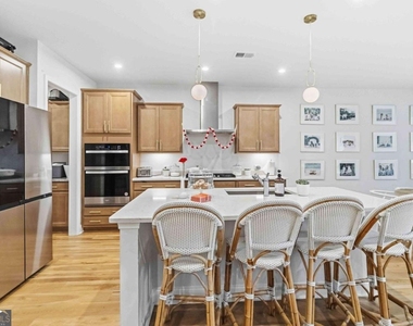 307 Ernest Avenue - Photo Thumbnail 12