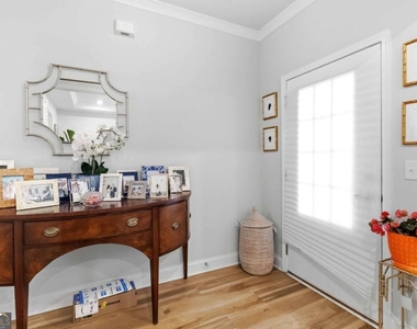 307 Ernest Avenue - Photo Thumbnail 4
