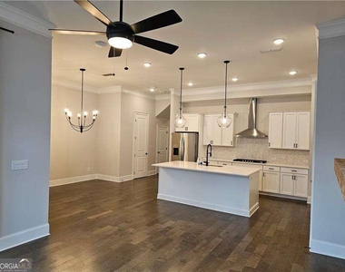 118 Batten Board Way - Photo Thumbnail 2